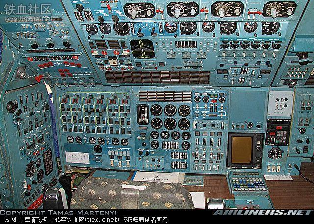 揭秘航天飞机驾驶舱 按钮超多难以下手