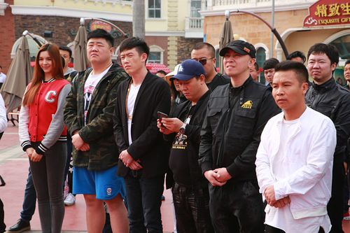 《疯狂代驾》青岛开机"二龙湖浩哥"再造喜剧经典