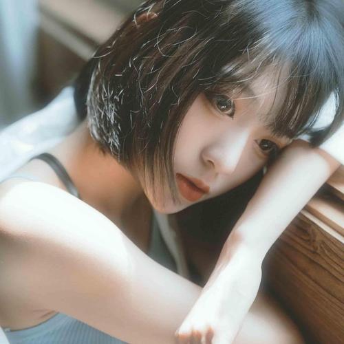 2021诱惑系美女头像
