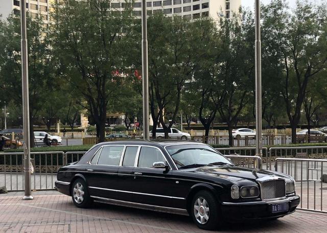 宾利雅致728:全国仅三台,其中一辆在北京,车主是大家