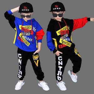 小男孩酷酷的衣服