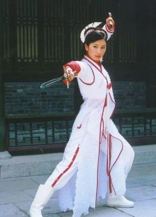 叶童的赵敏,贾静雯的赵敏,陈钰琪的赵敏,都不及她的一半!