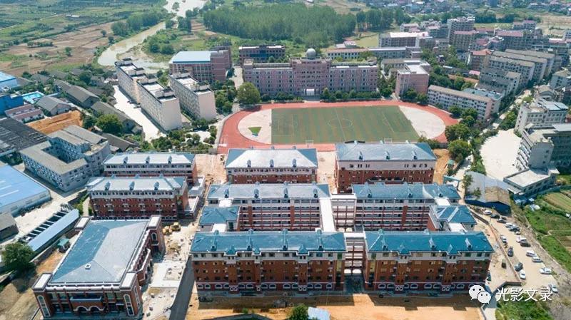 溆浦一中这么多新楼房即将交付使用
