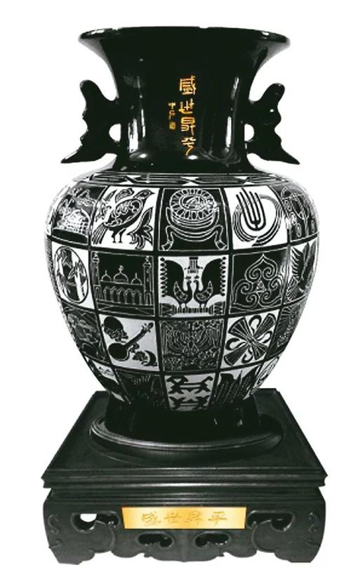 台媒山西平定刻花瓷历史悠久是中国传统陶瓷珍品