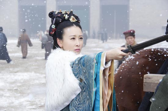 刘涛[微博],方中信[微博],毛俊杰[微博]等主演的古装传奇剧《芈月传》