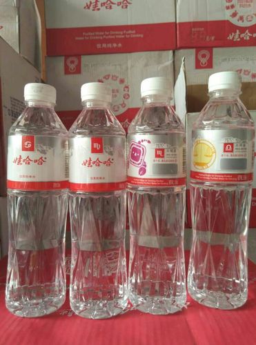 晶钻之水,荣耀品质,我的水我做主~~娃哈哈晶钻水