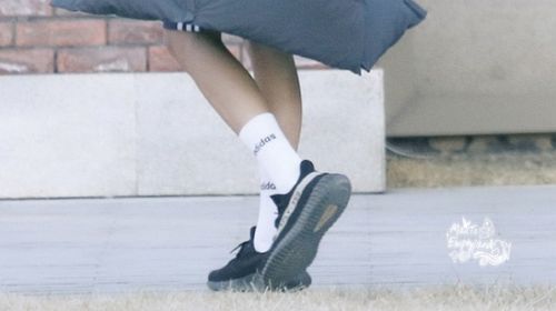 想收集小女孩的腿照00