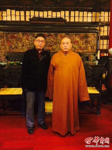 70岁少林寺高僧展示易筋经功夫,下一幕看傻眼了!