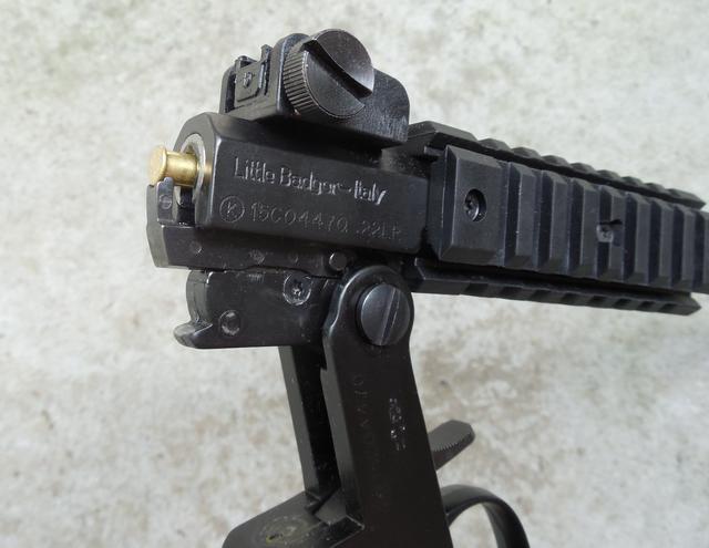 齐亚帕小獾生存步枪下面w君说几款具体的生存步枪吧:由于这种"生存