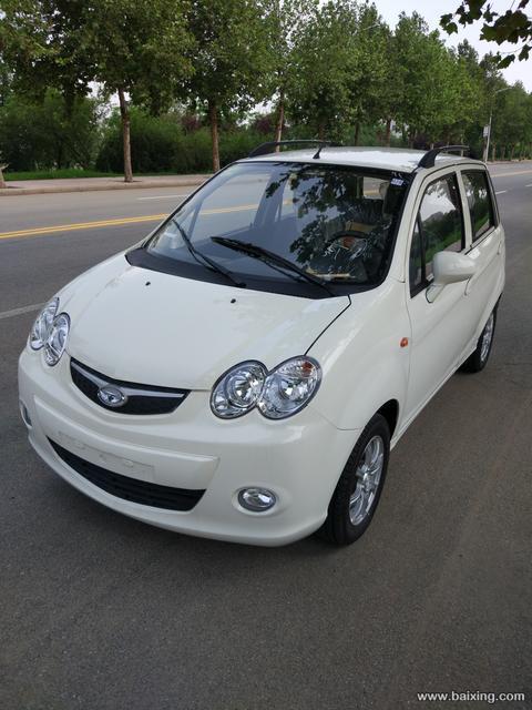 全新唐骏欧玲电动车ev02高配版