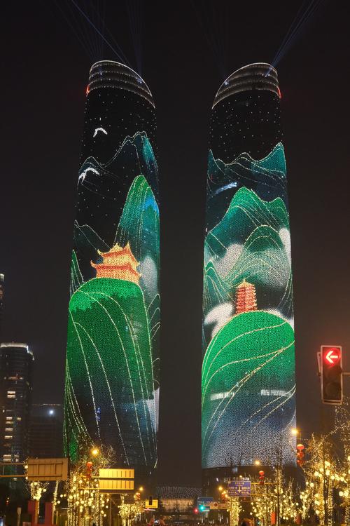 2021春节成都金融城双塔灯光秀精选