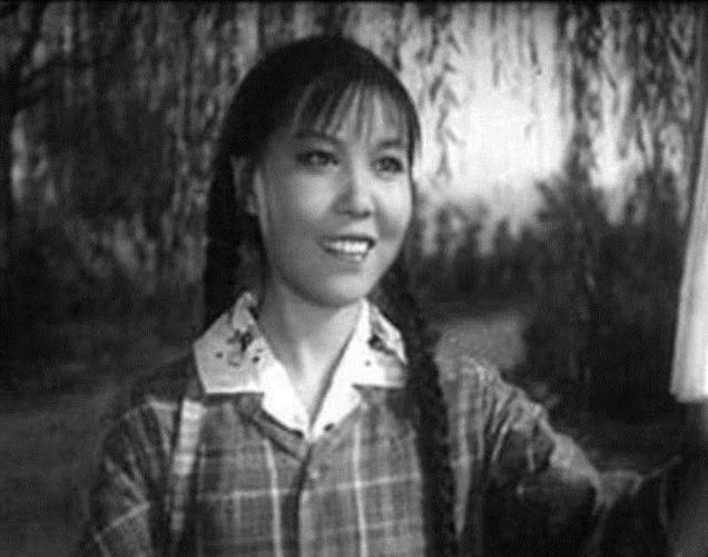 豫剧表演艺术家魏云因演《朝阳沟》成名,谁知道她小时候被嫌弃呢