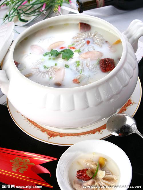 鸡腰牛鞭煲图片