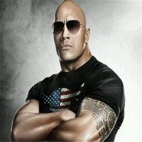 巨石强森头像 强森威猛霸气头像图_微信头像图片大全