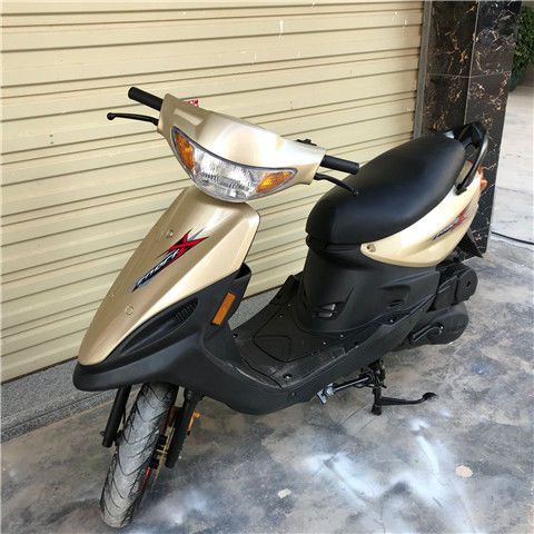 雅马哈摩托车巧格125,雅马哈jym150 二手摩托车国产雅马哈巧格喜125cc男女助力燃油代步踏板车摩9成新