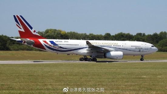 英国首相的专机是唯一一架可以为护航战机进行空中加油的专机,因为它