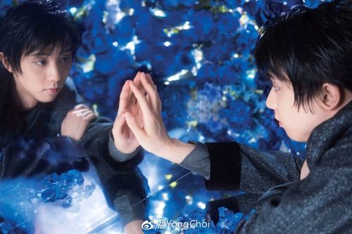 羽生结弦登上杂志封面,由当代日本炙手可热的一线女艺术家,摄影师蜷川