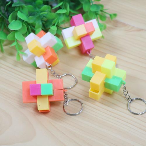 创意孔明锁塑料成人解压儿童智力拼插玩具钥匙扣学生