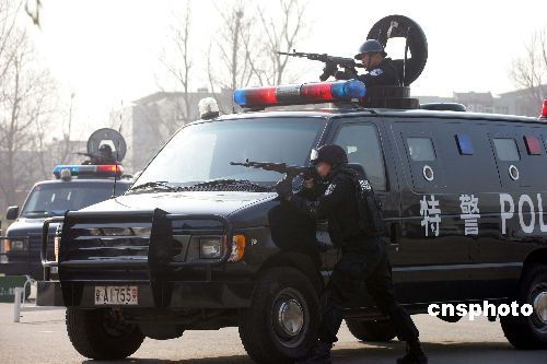 应对反恐防暴 北京市特警总队首次招应届大学生