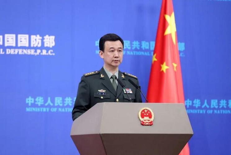 国防部:中国海军舰艇警告驱离抵近侦察的美舰"马斯廷"