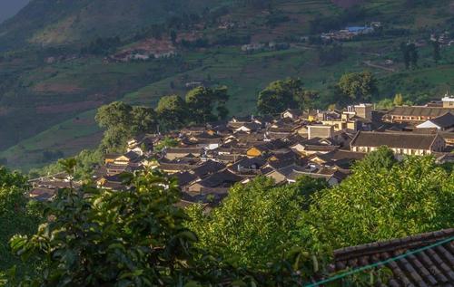 悦游神秘的古镇鲁史古镇