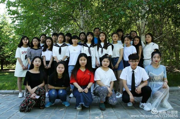 放飞梦想 让青春远航——望奎二中三年十三班高中毕业