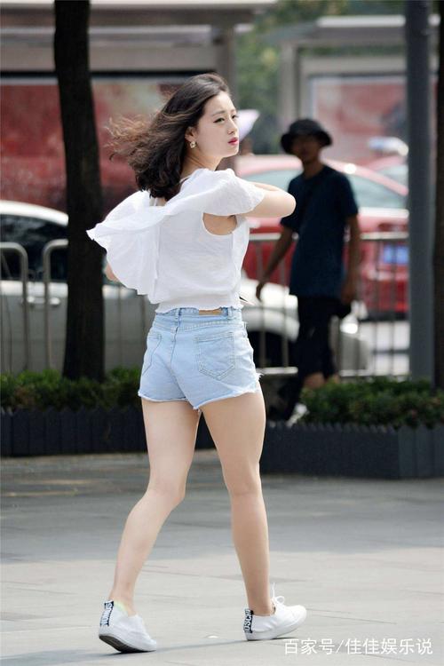 好身材背影女生 (第1页)