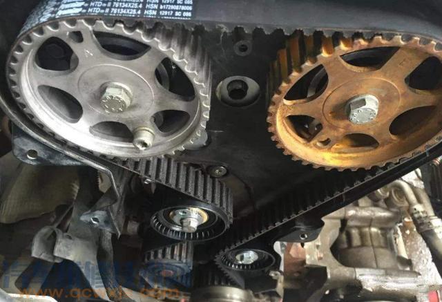 轿车正时皮带多久更换?