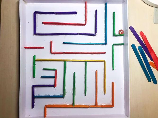 一实验幼儿园大一班为你解锁带娃攻略 写美篇 手工制作《弹珠走迷宫》