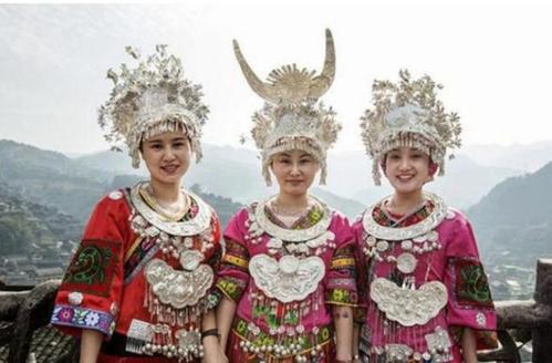 为何苗族姑娘不爱嫁给汉族人,其中一点汉族人不能接受