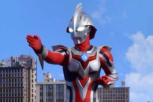 现实的奈克瑟斯奥特曼,在光的背后,人性的阴暗更能让我们害怕