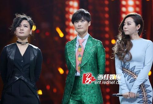 周笔畅在湖南台的跨年演唱会唱过王菲的歌 那首歌叫什么名字