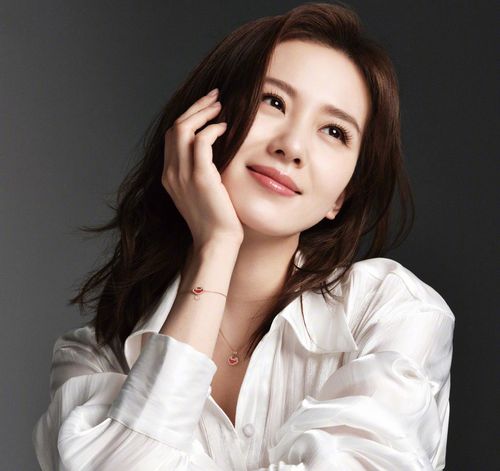 电脑壁纸 手机壁纸 明星图片 图片大全 头像图片 发型图片 刘诗诗相关