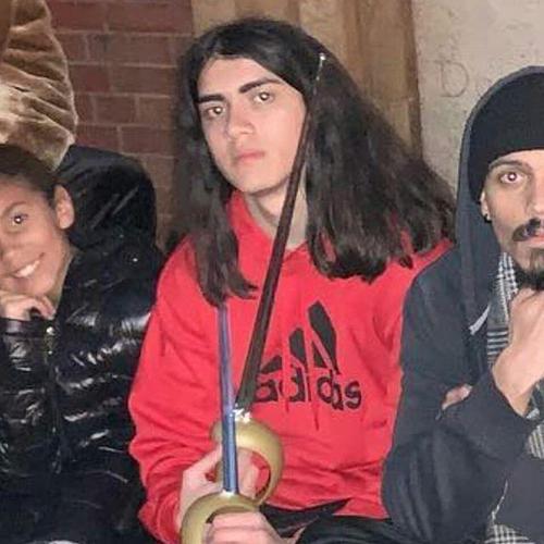 mj大儿子终于舍得晒弟弟了,16岁的毯毯1米88,简直不要太帅气!