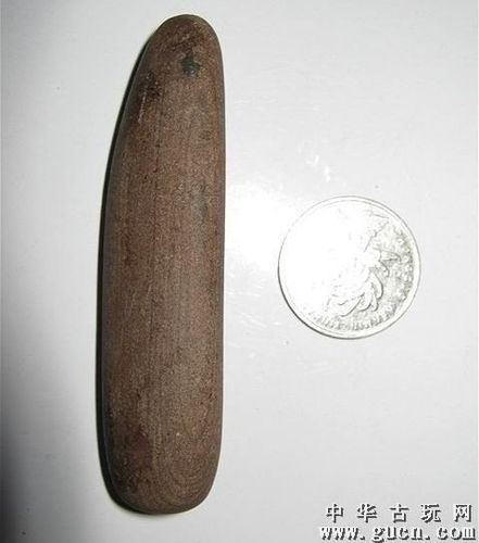 出土的古代砭石