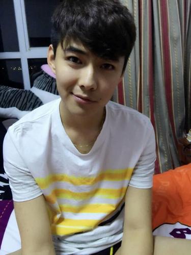 三七分什么的都可以.不染就行!