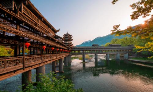 湖南省龙山县苗儿滩镇:"织造"文旅新景象