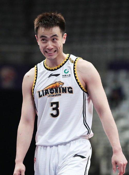 赵继伟离开辽篮加盟北京队娇妻给出确切说法两人初识内情曝光