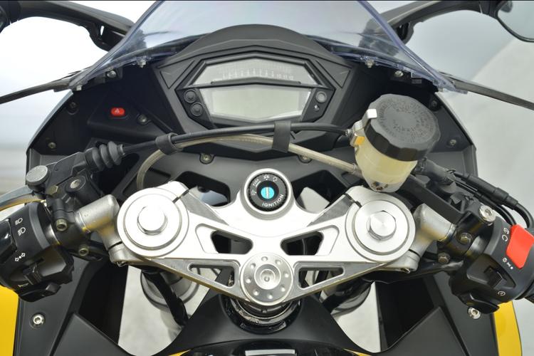 ycrmotory2
