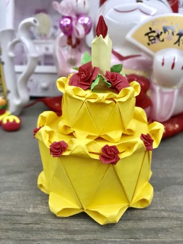 折纸蛋糕_蛋糕_玫瑰花_美食_烘焙&甜品教程