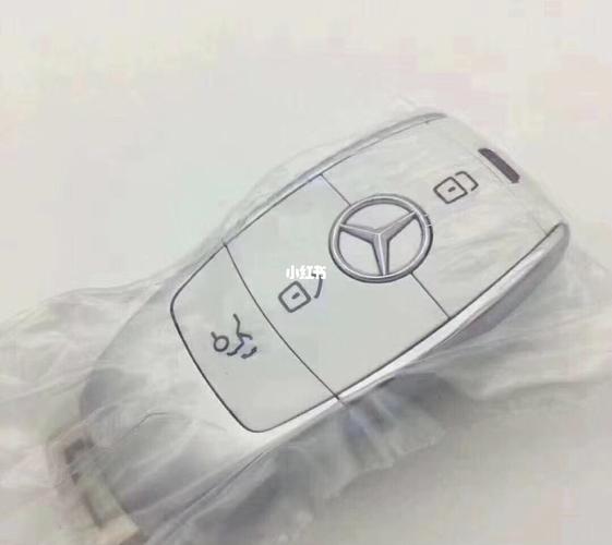 奔驰e级白色钥匙壳_梅赛德斯-奔驰怎么样_奔驰e_汽车