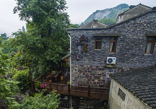 用途:民宿   面积:200平米   项目地址:余姚市大岚镇柿林村   项目