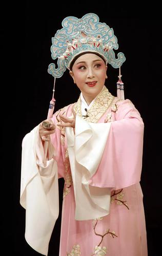 "扬剧女皇"徐秀芳:戏曲是用传奇的手法来表达真善美