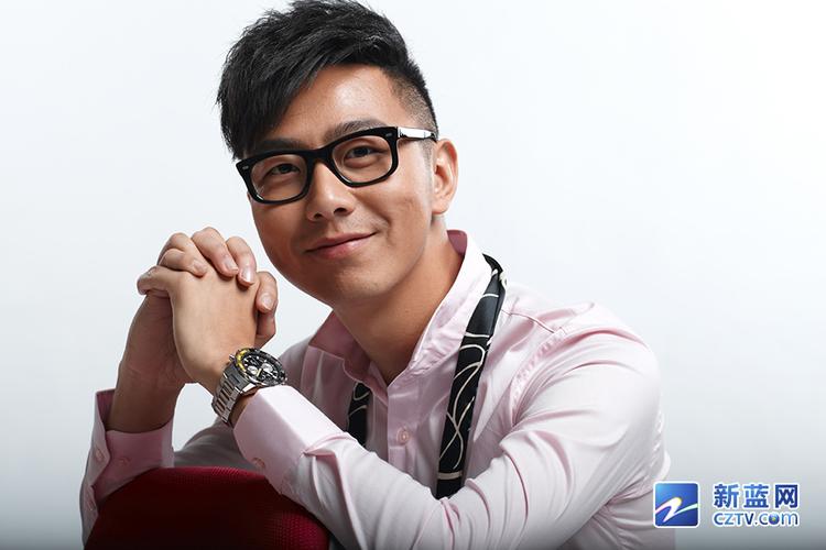 《与您相约》《幕后》《想挑战吗》等节目实习主持人浙江影视娱乐频道