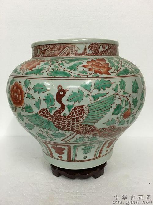 出土元代红绿彩双凤罐