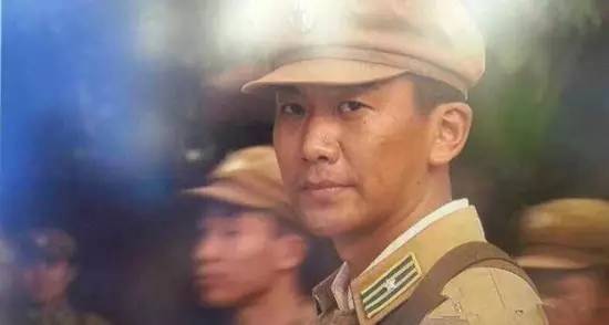 543》中,男主角肖占武的角色是以地空导弹部队二营营长岳振华为原型