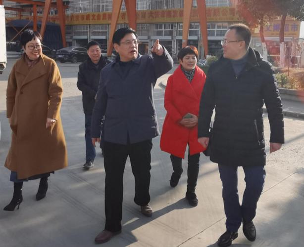 栾昌荣走访看望住区市政协委员_六安市裕安区政协