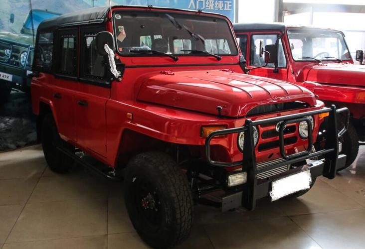 最便宜的越野车,霸气不输大g,标配分时四驱 2.8t柴油