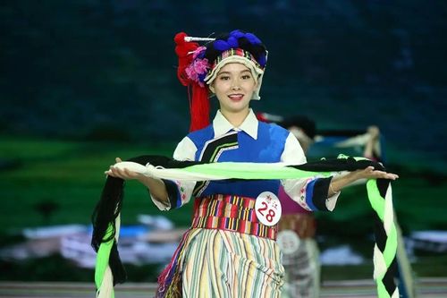 云南特有少数民族怒族服饰赏析