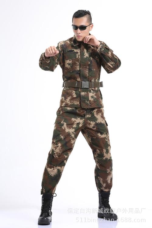 新款武警冬作训服迷彩冬季训练服执勤警卫冬季保暖服批发